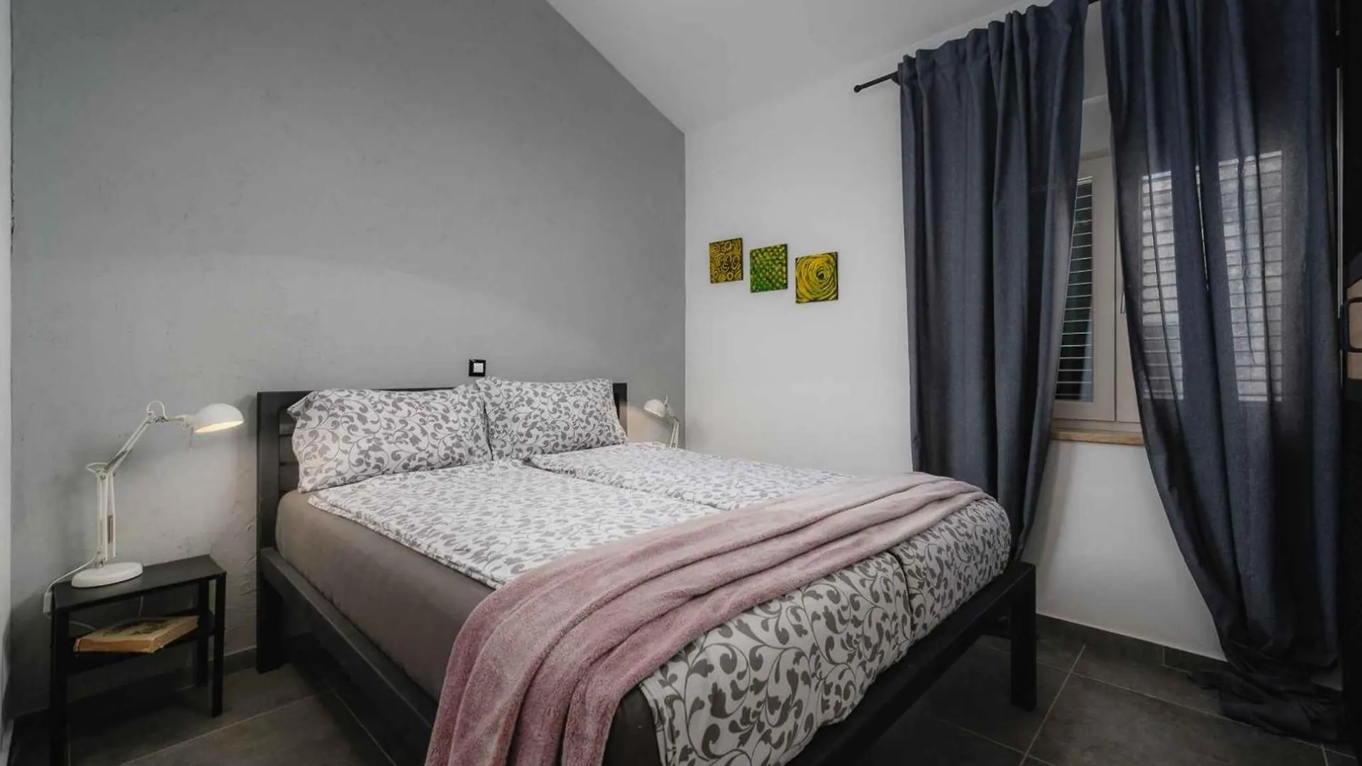 Apartments In Porec - Istrien 51990 0*,